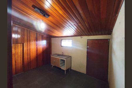 Casa à venda com 305m², 3 quartos e 2 vagasAREA INTERNA