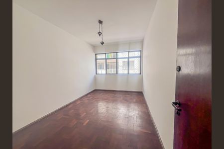 Sala de apartamento à venda com 3 quartos, 90m² em Santo Antônio, Belo Horizonte