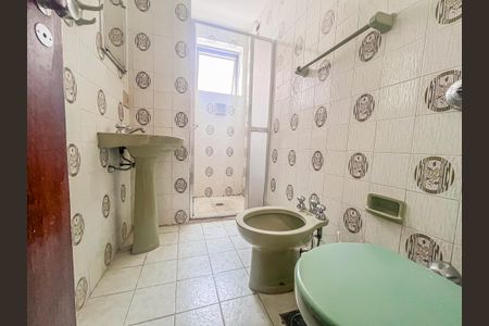 Apartamento à venda com 90m², 3 quartos e 1 vaga Apartamento à venda com 90m², 3 quartos e 1 vagaBanheiro Social