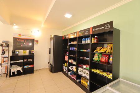 Apartamento para alugar com 55m², 2 quartos e 1 vagaÁrea Comum - Mercadinho 24h