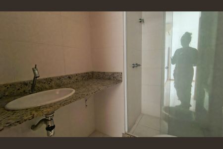 Apartamento para alugar com 176m², 3 quartos e 2 vagasBanheiro Social 