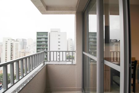 Varanda de kitnet/studio para alugar com 1 quarto, 25m² em Vila Olímpia, São Paulo