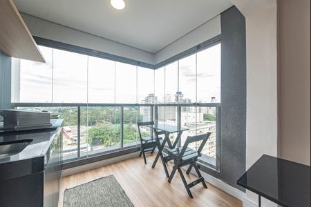 Apartamento para alugar com 70m², 2 quartos e 1 vaga Apartamento para alugar com 70m², 2 quartos e 1 vagaVaranda