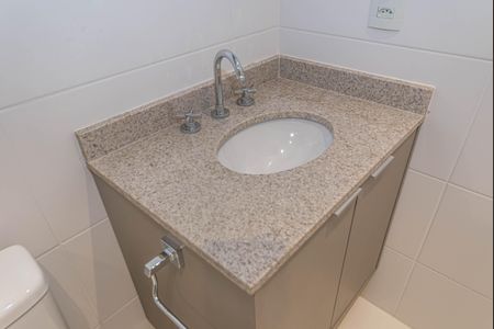 Apartamento para alugar com 70m², 2 quartos e 1 vaga Apartamento para alugar com 70m², 2 quartos e 1 vagaBanheiro Social