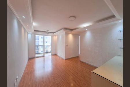 Sala de apartamento para alugar com 3 quartos, 70m² em Loteamento City Jaragua, São Paulo