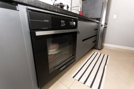 Apartamento à venda com 62m², 2 quartos e 1 vaga Apartamento à venda com 62m², 2 quartos e 1 vagaCozinha - Forno