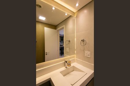 Apartamento à venda com 62m², 2 quartos e 1 vaga Apartamento à venda com 62m², 2 quartos e 1 vagaBanheiro Social