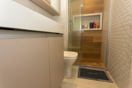 Apartamento à venda com 62m², 2 quartos e 1 vaga Apartamento à venda com 62m², 2 quartos e 1 vagaBanheiro da Suíte