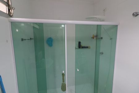 Casa à venda com 283m², 3 quartos e 6 vagasBanheiro 3