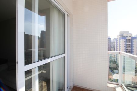 Apartamento à venda com 63m², 2 quartos e 1 vaga Apartamento à venda com 63m², 2 quartos e 1 vagaVaranda