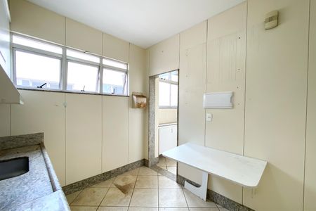 Apartamento para alugar com 117m², 3 quartos e 2 vagasCozinha