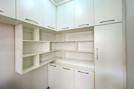 Apartamento para alugar com 117m², 3 quartos e 2 vagasQuarto de Serviço