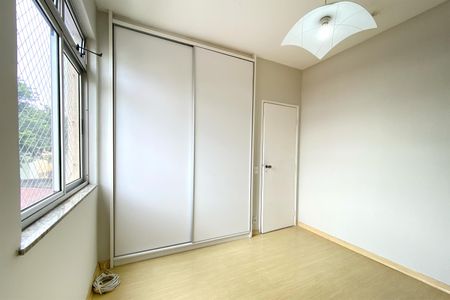 Apartamento para alugar com 117m², 3 quartos e 2 vagasQuarto 2