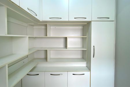 Apartamento para alugar com 117m², 3 quartos e 2 vagasQuarto de Serviço