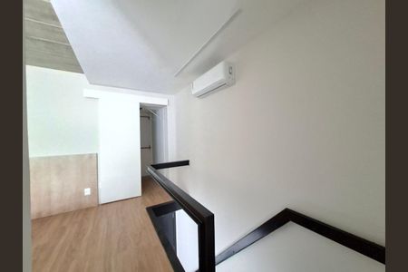 Apartamento para alugar com 70m², 1 quarto e 1 vaga