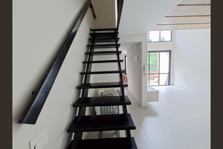 Apartamento para alugar com 70m², 1 quarto e 1 vaga