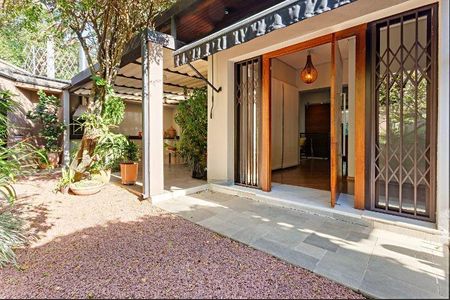 Casa à venda com 420m², 4 quartos e 7 vagas