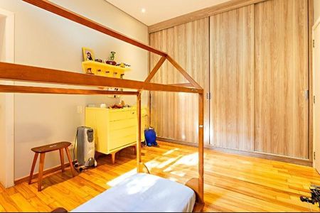 Casa à venda com 420m², 4 quartos e 7 vagas