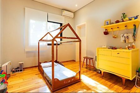 Casa à venda com 420m², 4 quartos e 7 vagas