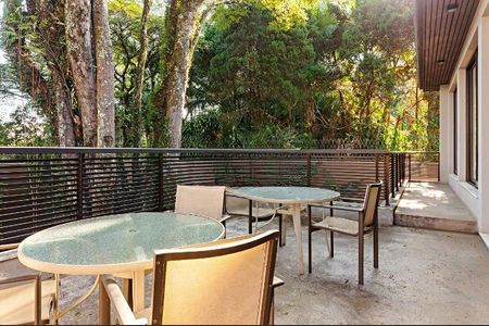 Casa à venda com 420m², 4 quartos e 7 vagas