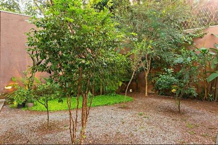 Casa à venda com 420m², 4 quartos e 7 vagas