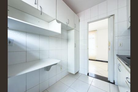 Apartamento à venda com 65m², 2 quartos e 2 vagasCozinha