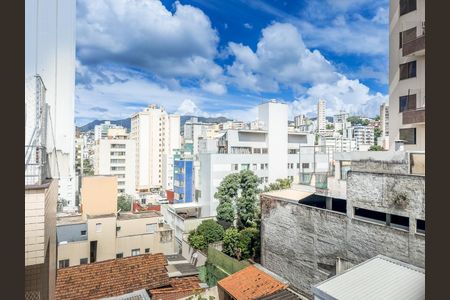 Apartamento à venda com 65m², 2 quartos e 2 vagasVista Quarto