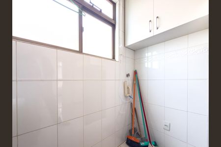 Apartamento à venda com 65m², 2 quartos e 2 vagasÁrea Serviço