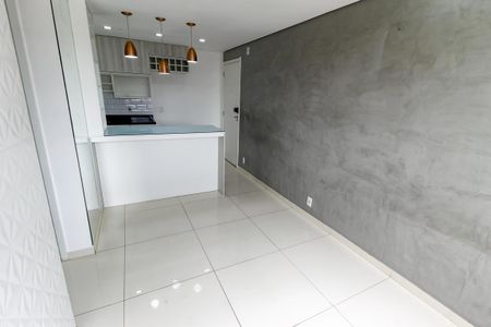 Sala de apartamento para alugar com 2 quartos, 42m² em Jardim das Palmas, São Paulo