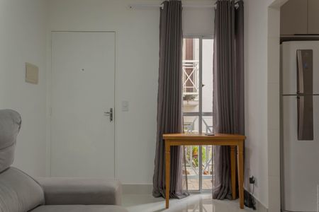 Apartamento à venda com 47m², 2 quartos e 1 vaga Apartamento à venda com 47m², 2 quartos e 1 vagaSala