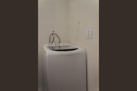 Apartamento à venda com 47m², 2 quartos e 1 vaga Apartamento à venda com 47m², 2 quartos e 1 vagaÁrea de Serviço