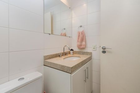 Apartamento à venda com 74m², 2 quartos e 2 vagasBanheiro