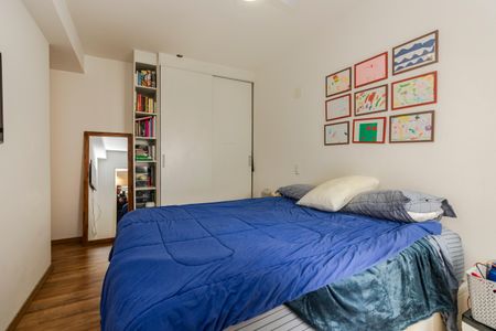 Apartamento à venda com 74m², 2 quartos e 2 vagasSuíte