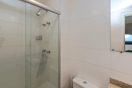 Apartamento à venda com 74m², 2 quartos e 2 vagasBanheiro