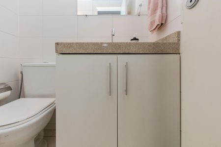 Apartamento à venda com 74m², 2 quartos e 2 vagasBanheiro