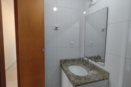 Apartamento à venda com 83m², 3 quartos e 2 vagasBanheiro