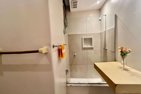 Apartamento para alugar com 76m², 2 quartos e 1 vaga