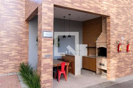 Apartamento para alugar com 40m², 2 quartos e sem vagaÁrea comum - Churrasqueira