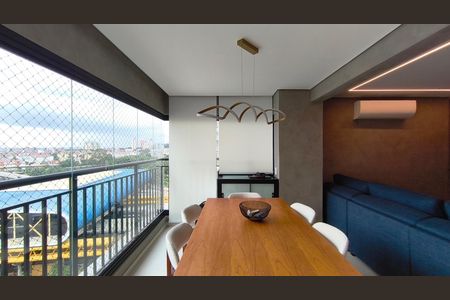 Apartamento à venda com 75m², 2 quartos e 1 vagaVaranda