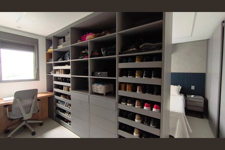 Apartamento à venda com 75m², 2 quartos e 1 vagaCloset 