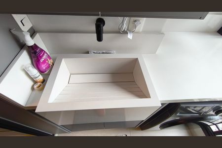 Apartamento à venda com 75m², 2 quartos e 1 vagaÁrea de Serviço