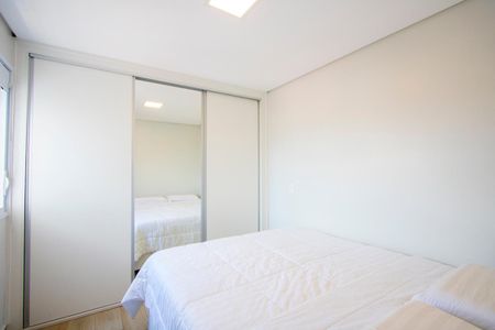 Quarto 1 de apartamento para alugar com 2 quartos, 50m² em Vila Leopoldina, Santo André