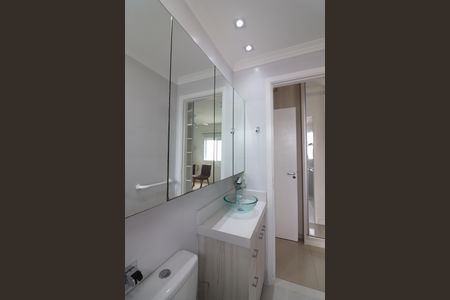 Apartamento à venda com 69m², 2 quartos e 1 vagaQuarto 1 - Suíte Banheiro 