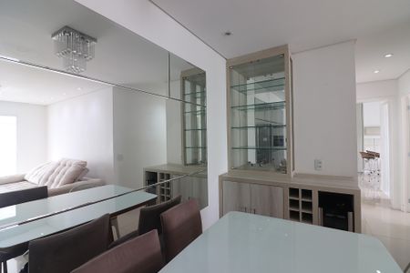 Apartamento à venda com 69m², 2 quartos e 1 vagaSala