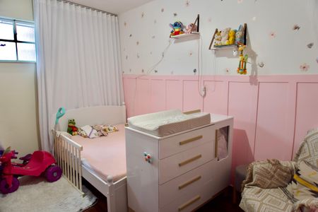 Apartamento à venda com 115m², 3 quartos e 1 vagaQuarto 2