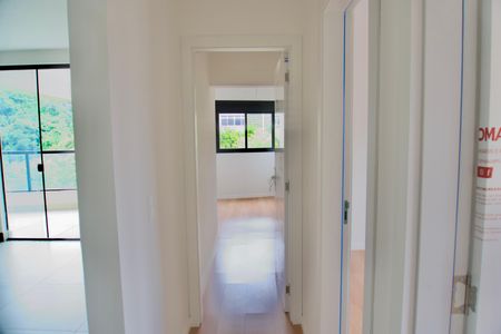 Apartamento à venda com 105m², 3 quartos e 2 vagas Apartamento à venda com 105m², 3 quartos e 2 vagasCorredor