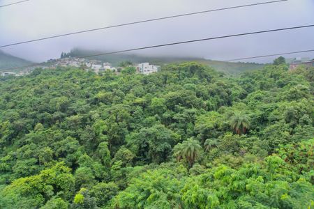 Apartamento à venda com 105m², 3 quartos e 2 vagas Apartamento à venda com 105m², 3 quartos e 2 vagasÁrea Comum - Piscina Vista