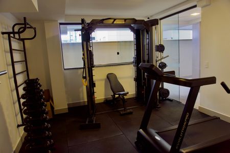 Apartamento à venda com 105m², 3 quartos e 2 vagas Apartamento à venda com 105m², 3 quartos e 2 vagasÁrea Comum - Academia