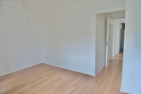 Apartamento à venda com 105m², 3 quartos e 2 vagas Apartamento à venda com 105m², 3 quartos e 2 vagasSuíte