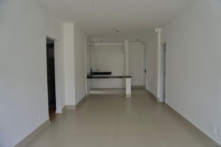 Apartamento à venda com 105m², 3 quartos e 2 vagas Apartamento à venda com 105m², 3 quartos e 2 vagasSala